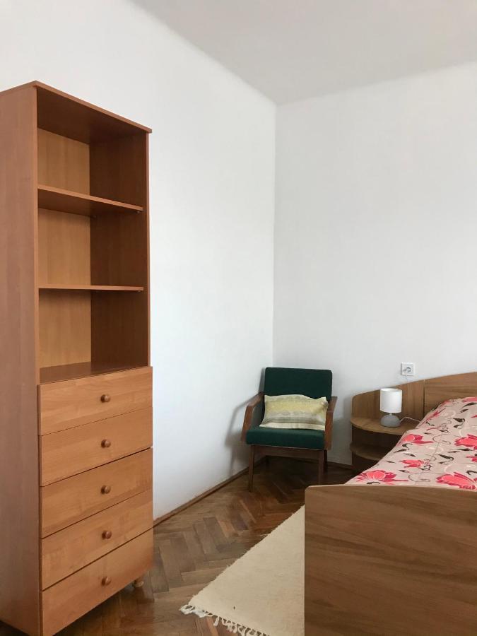 Cenovo výhodné ubytovanie v tichej štvrti Snina Exterior foto